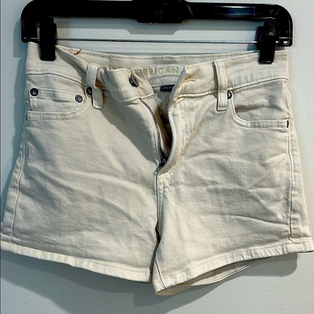 American Eagle Outfitters Super High Rise Relaxed Short  - Cream - Size 000